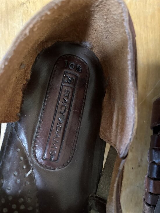 Sandals_&_Flip_Flops